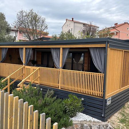 Mobile Home Luna เซลเซ ภายนอก รูปภาพ