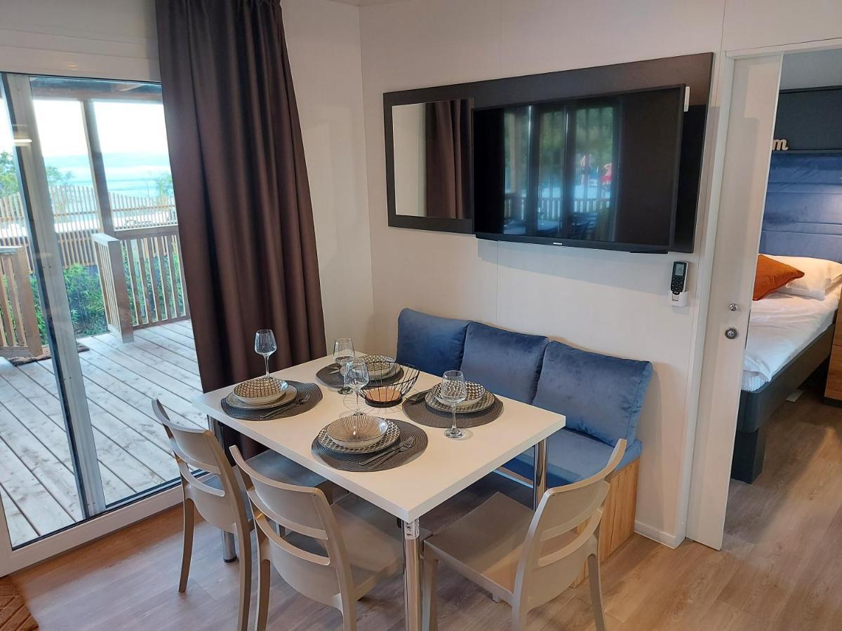 Mobile Home Luna เซลเซ ภายนอก รูปภาพ