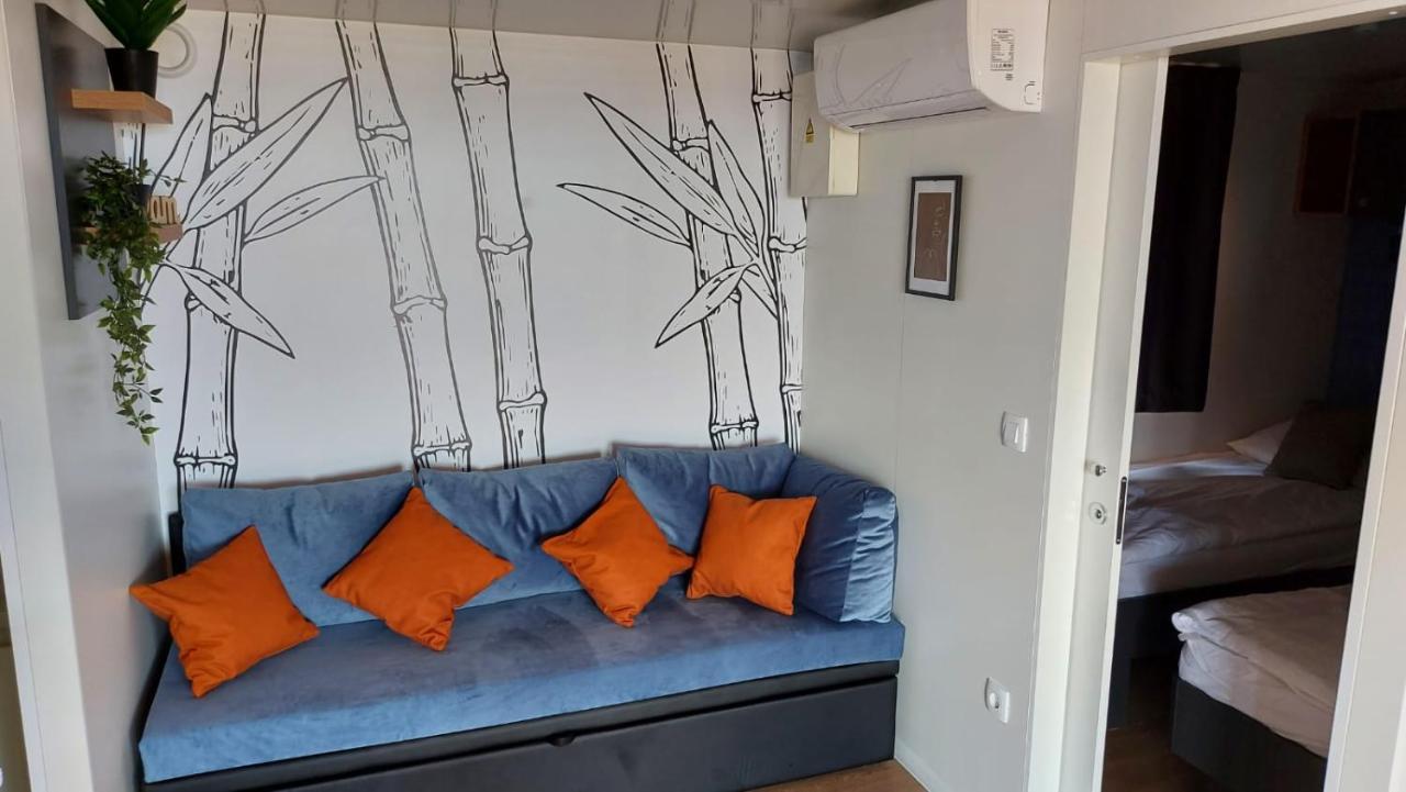 Mobile Home Luna เซลเซ ภายนอก รูปภาพ