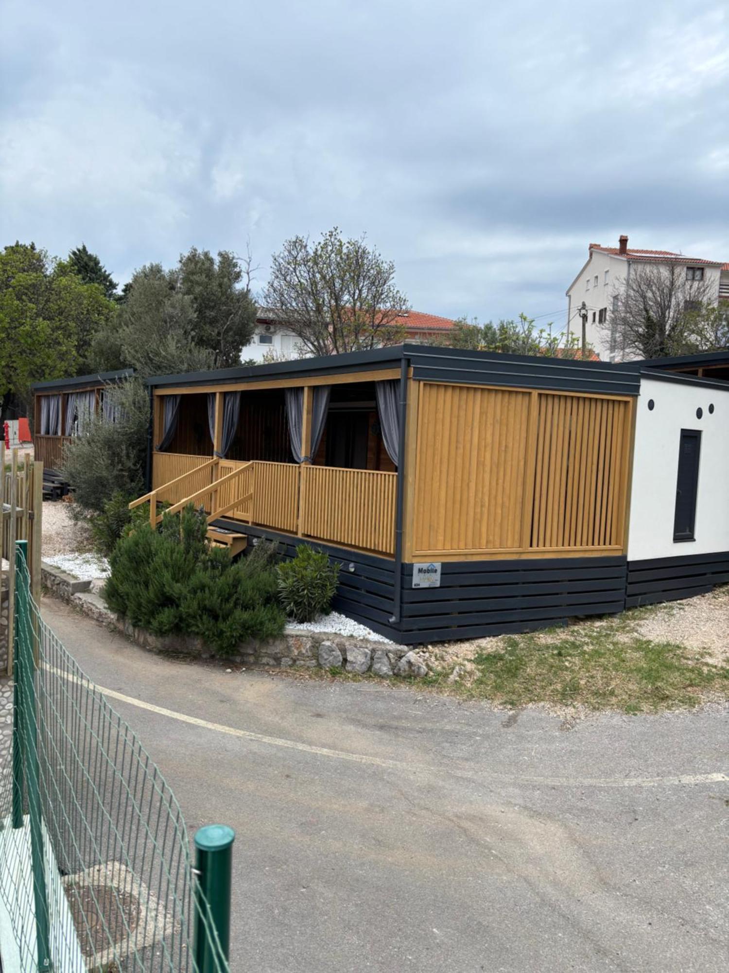 Mobile Home Luna เซลเซ ภายนอก รูปภาพ