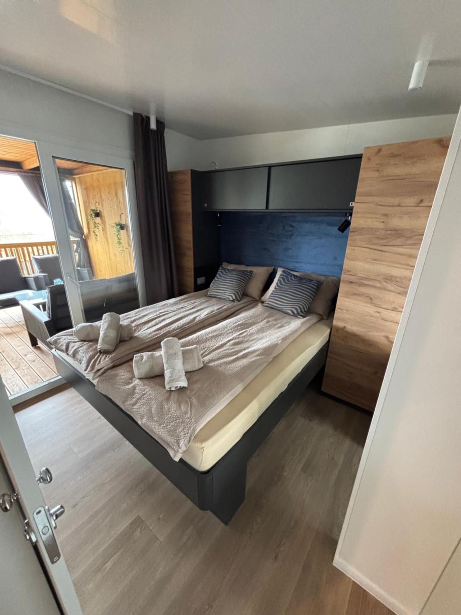 Mobile Home Luna เซลเซ ภายนอก รูปภาพ